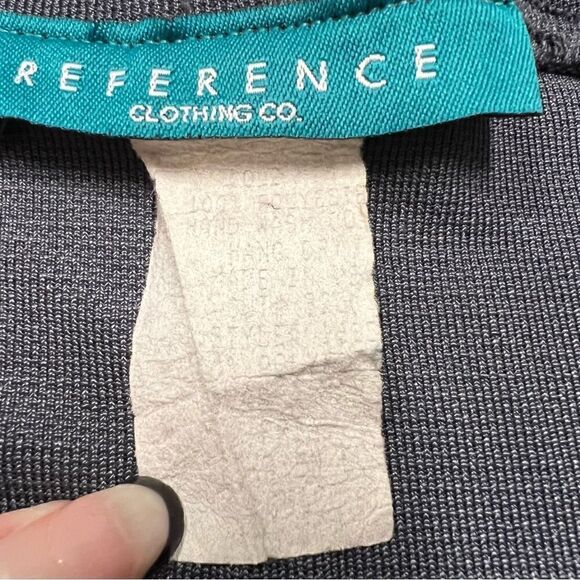 EUC vintage Y2K gray midi skirt with side slit. Size unmarked. See measurements - Picture 6 of 6